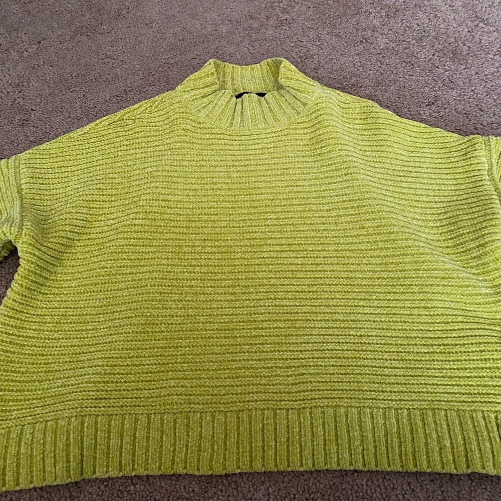 Soft full sleeves top like new